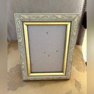 Gold Etched Design Picture Frame fits 7”x5” photo size